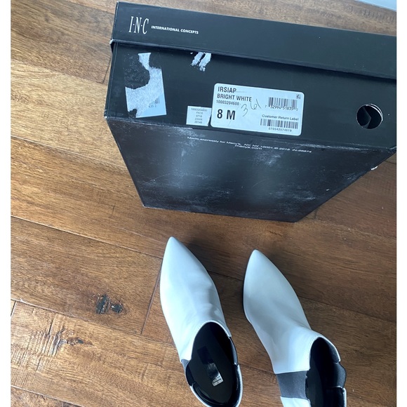 Brand New Bright White booties, size 8M - Picture 8 of 10